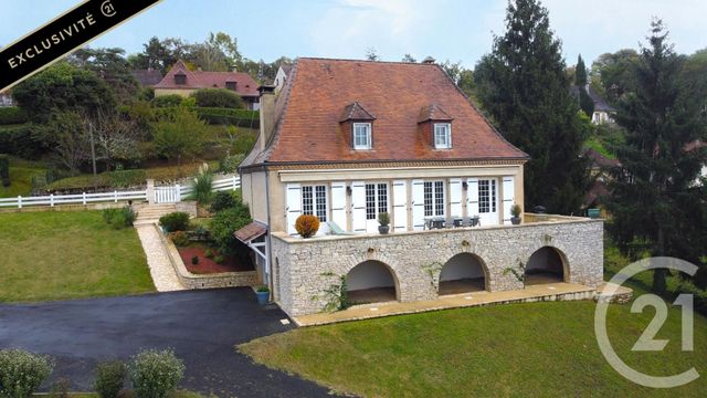 maison à vendre - 5 pièces - 155.0 m2 - SARLAT LA CANEDA - 24 - AQUITAINE - Century 21 Patrimoine 24