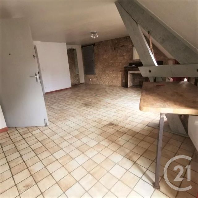 Appartement F3 à louer - 3 pièces - 52.7 m2 - SARLAT LA CANEDA - 24 - AQUITAINE - Century 21 Patrimoine 24